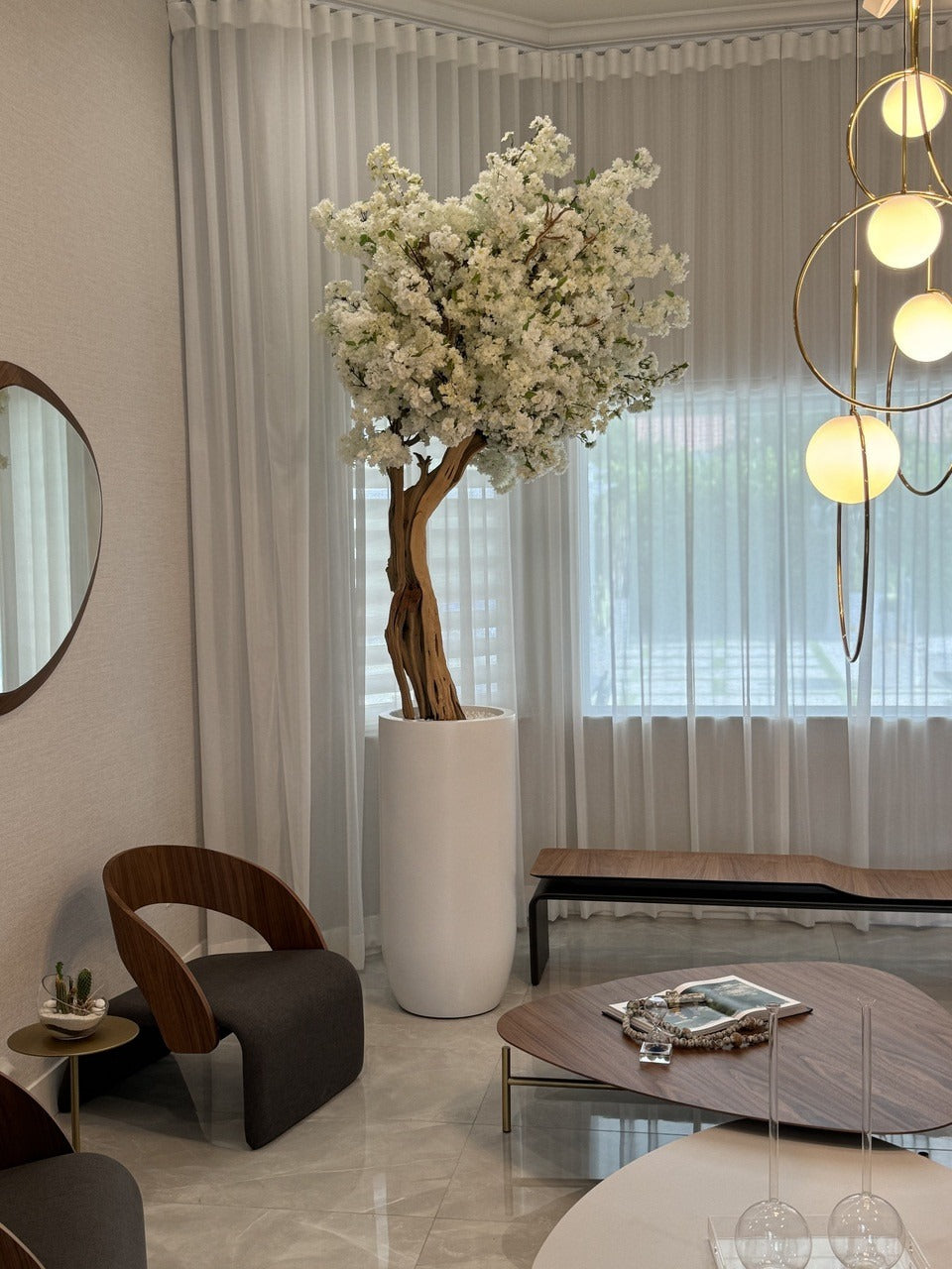 Cerisier en Fleurs · Édition Antibes, blanc mat