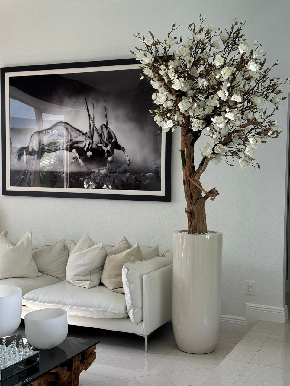 Composition Magnolia 244 cm · Édition Menton, blanc brillant