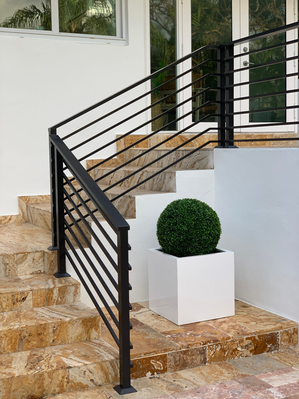 Cache-pot Décoratif Grand H. 51 cm · Édition Bourgogne