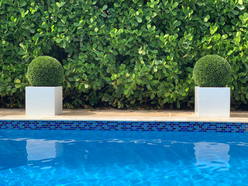 Cache-pot Décoratif H. 51 cm · Édition Biarritz